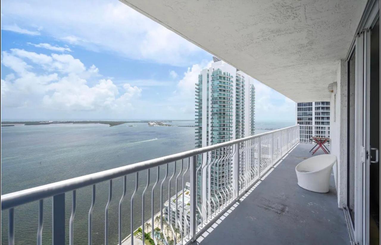 Stunning 2Br Condo Brickell-Waterviews-Freeparking マイアミ エクステリア 写真